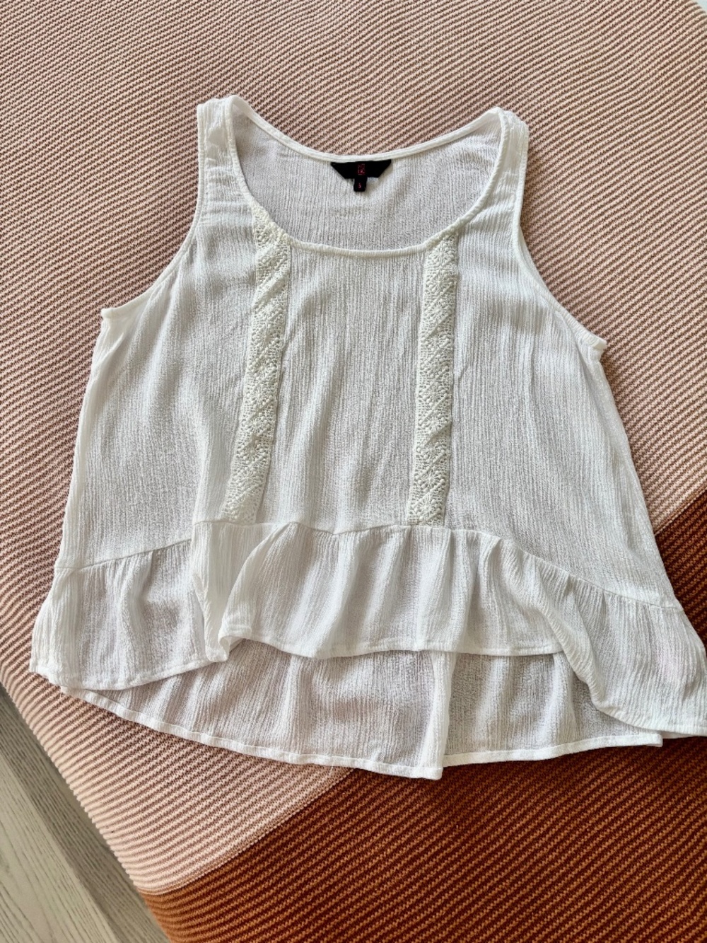 Nobo White Embroidered Sleeveless Cropped Top Women’s Size Large